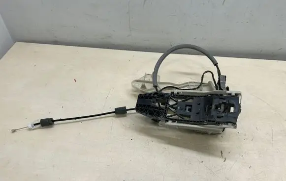 Porsche Cayenne (92A) Front door lock 8J1837016B