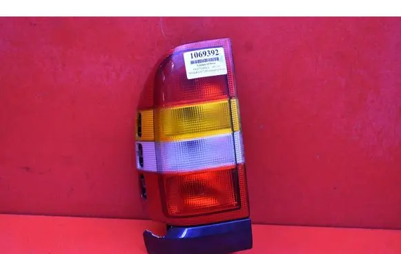 Opel Frontera B Rear/tail lights 