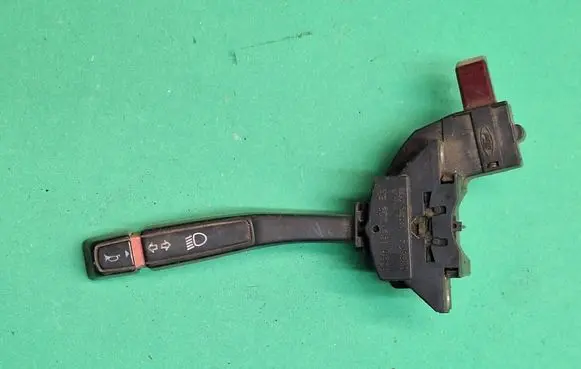 Ford Fiesta Indicator stalk 83bg13b302ba