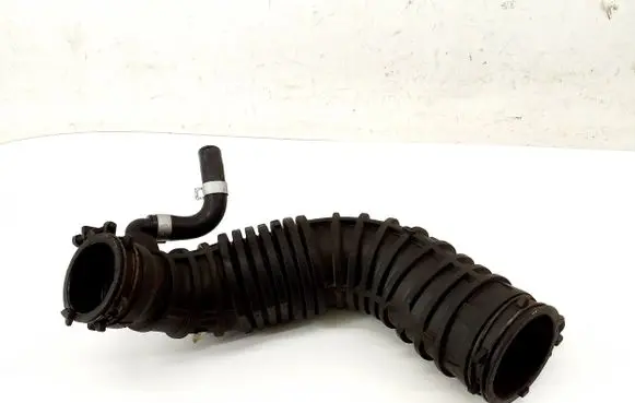 KIA Ceed Air intake duct part 28138J9400
