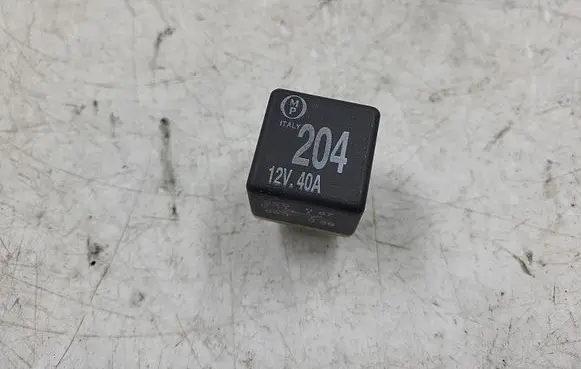 Audi A4 S4 B5 8D Other relay 431951253