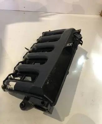 BMW X5 E70 Intake manifold 7793730