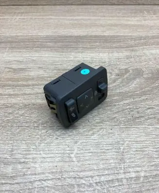 Lancia Kappa Wing mirror switch C063Switch