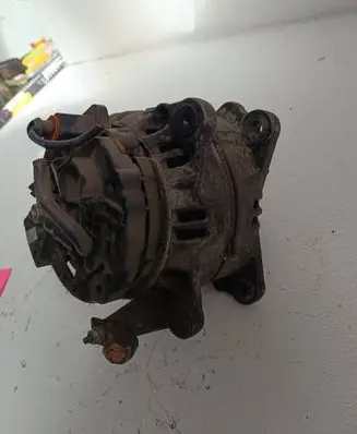 Volkswagen Golf IV Generator/alternator BR14H0