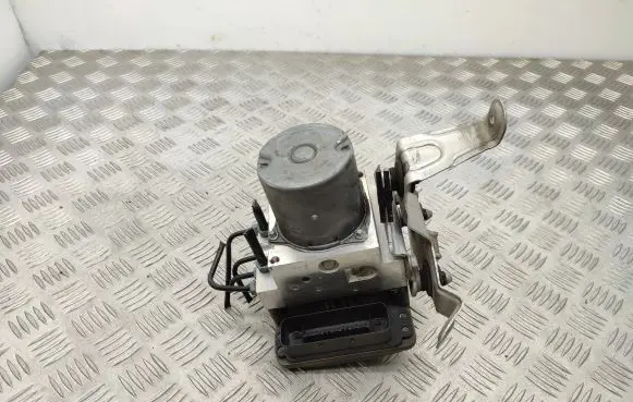 Audi A8 S8 D4 4H ABS Pump 4H0907379T
