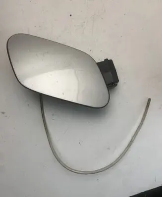 Volkswagen Golf VII Fuel tank cap lock 