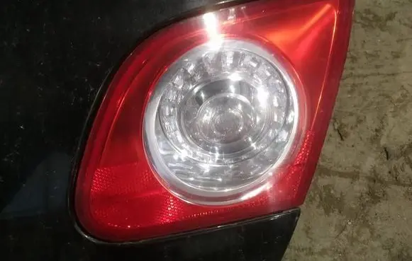 Volkswagen PASSAT B6 Tailgate rear/tail lights 