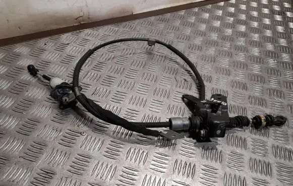 Chevrolet Camaro Gear shift cable linkage 23371937 20160504