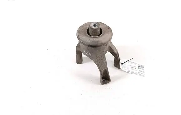 Volkswagen Transporter - Caravelle T5 Engine mount bracket 7E0199849