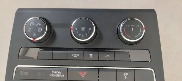 Seat Leon (5F) Climate control unit 5F0907426H 5HB01117420