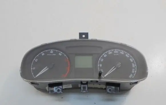 Speedometer (instrument cluster)