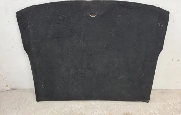 Trunk/boot floor carpet liner