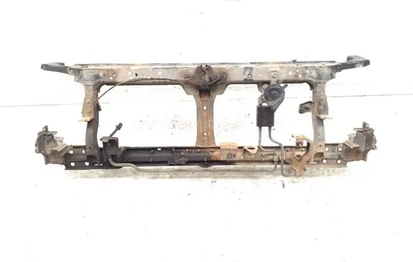 Nissan Navara D40 Radiator support slam panel