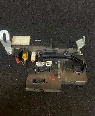 Mercedes-Benz CLS C218 X218 Fuse box set 2129060205 2129014704 A2319025101