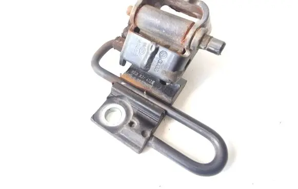Audi Q7 4L Front door upper hinge 8E0831412E