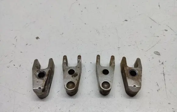 Mercedes-Benz A W169 Fuel Injector clamp holder 