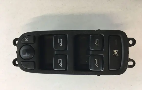 Volvo V50 Electric window control switch 30710787 30710688