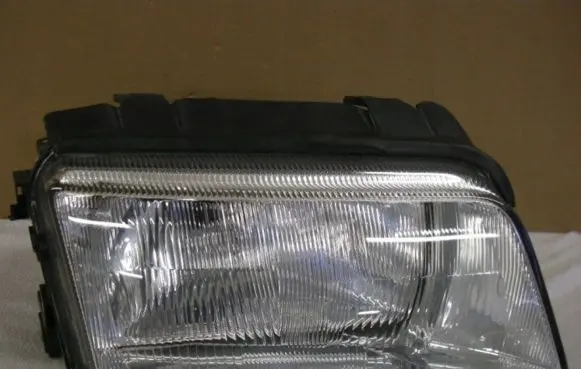 Audi A4 S4 B5 8D Headlight/headlamp 8d0941030