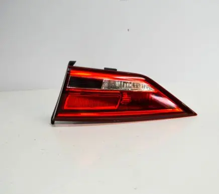 Audi A3 S3 8V Tailgate rear/tail lights 8V5945076