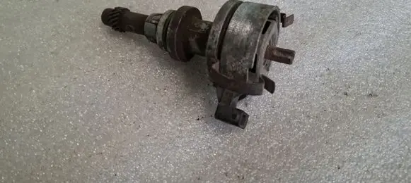 Audi Coupe Spark distributor 034905205H