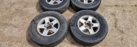 KIA Sportage R15 alloy rim 