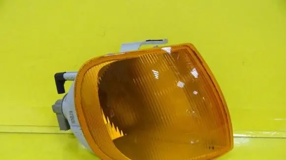 Volkswagen Polo III 6N 6N2 6NF Front indicator light