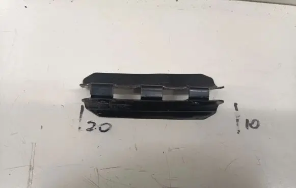 Hyundai Kona I Front bumper mounting bracket