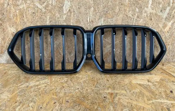 BMW X6 G06 Front bumper upper radiator grill 30030291