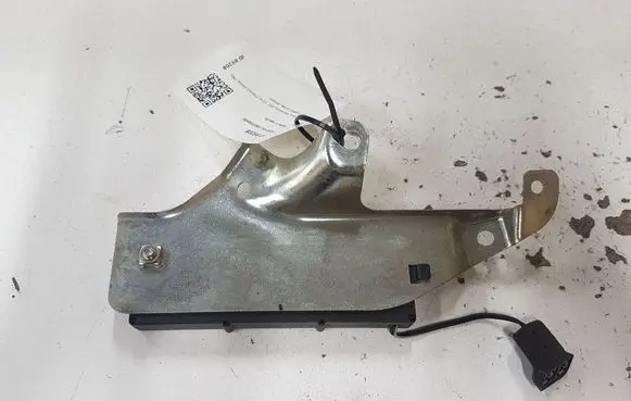 Jaguar S-Type Aerial antenna amplifier 12920000 2R8318C847AC
