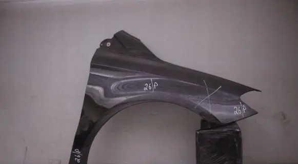 Mercedes-Benz B W246 W242 Fender mounting bracket 68945978547458