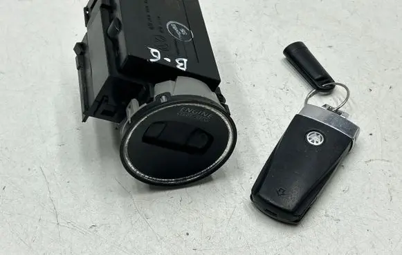 Volkswagen PASSAT B6 Ignition lock 3C0905843N 33303401