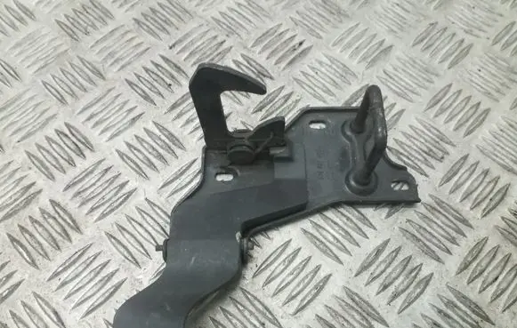 Skoda Fabia Mk2 (5J) Engine bonnet/hood lock/latch loop/hook 5J0823480A