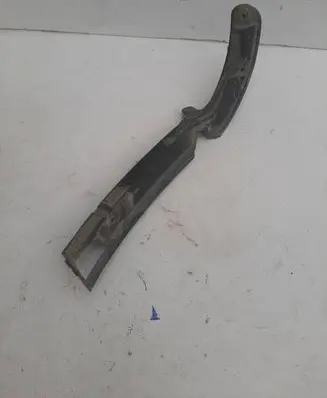 Volkswagen PASSAT B6 Front bumper mounting bracket 3C0807177