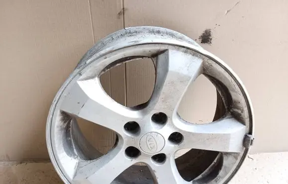 KIA Sportage R17 alloy rim 529101F450