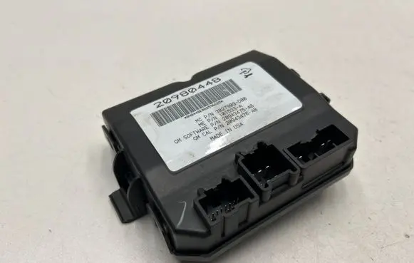 Opel Insignia A Tailgate/trunk control unit/module 3027909D00 101533A 20943475AB
