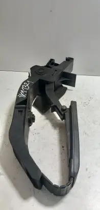 Mercedes-Benz E W211 Accelerator throttle pedal A2113000404 2113000404