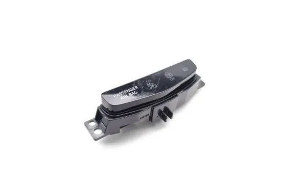 Nissan Juke II F16 Passenger airbag on/off switch 