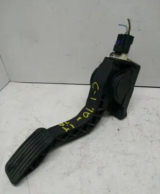 Citroen C1 Accelerator throttle pedal 01299D13