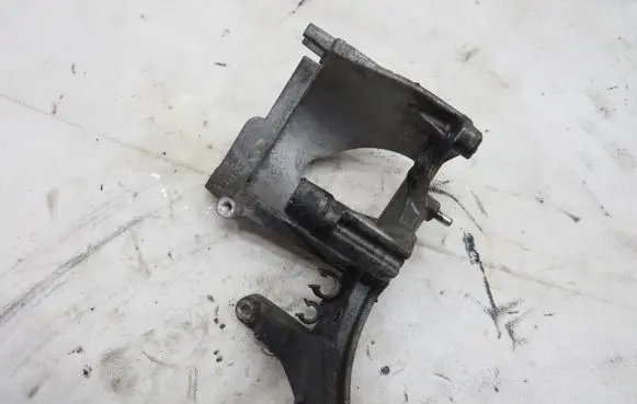 Peugeot 308 Fuel filter housing KRIS235789