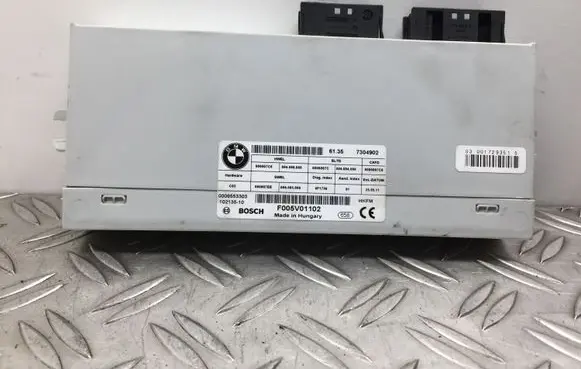 BMW 5 F10 F11 Tailgate/trunk control unit/module 7304902 61357304902 0009553303