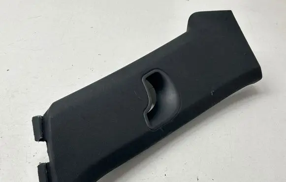 Porsche Cayenne (92A) (B) pillar trim (top) 1062761000 7P5867242M