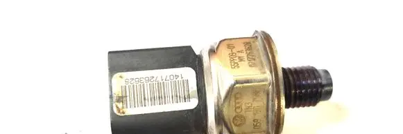 Fuel pressure sensor