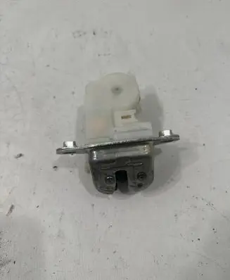 Subaru Impreza III Tailgate/trunk/boot lock/catch/latch