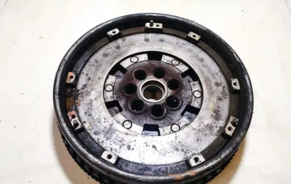 Mitsubishi Space Star Flywheel