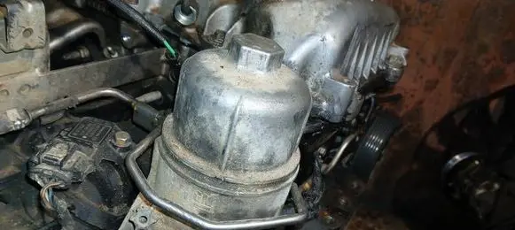 Opel Antara Oil filter cover 