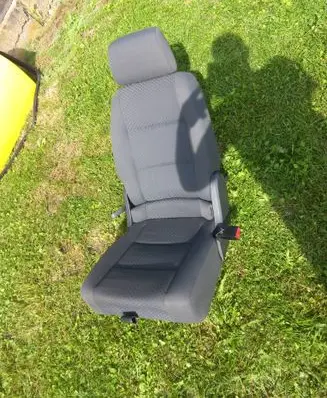 Volkswagen Touran I Rear seat 1T0883065B