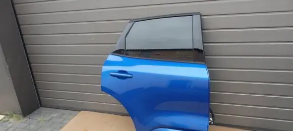 Ford Kuga III Rear door