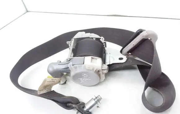 Subaru Forester SH Front seatbelt 0437088 131129 7R4010P