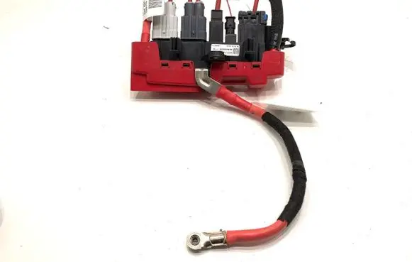 Renault Trafic III (X82) Positive cable (battery) 241143453R