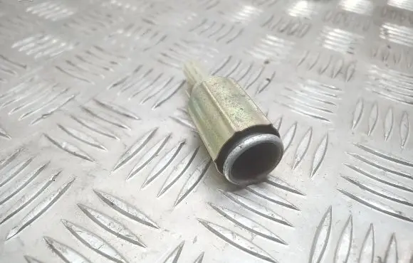 Honda Civic 12 V Socket (front) 